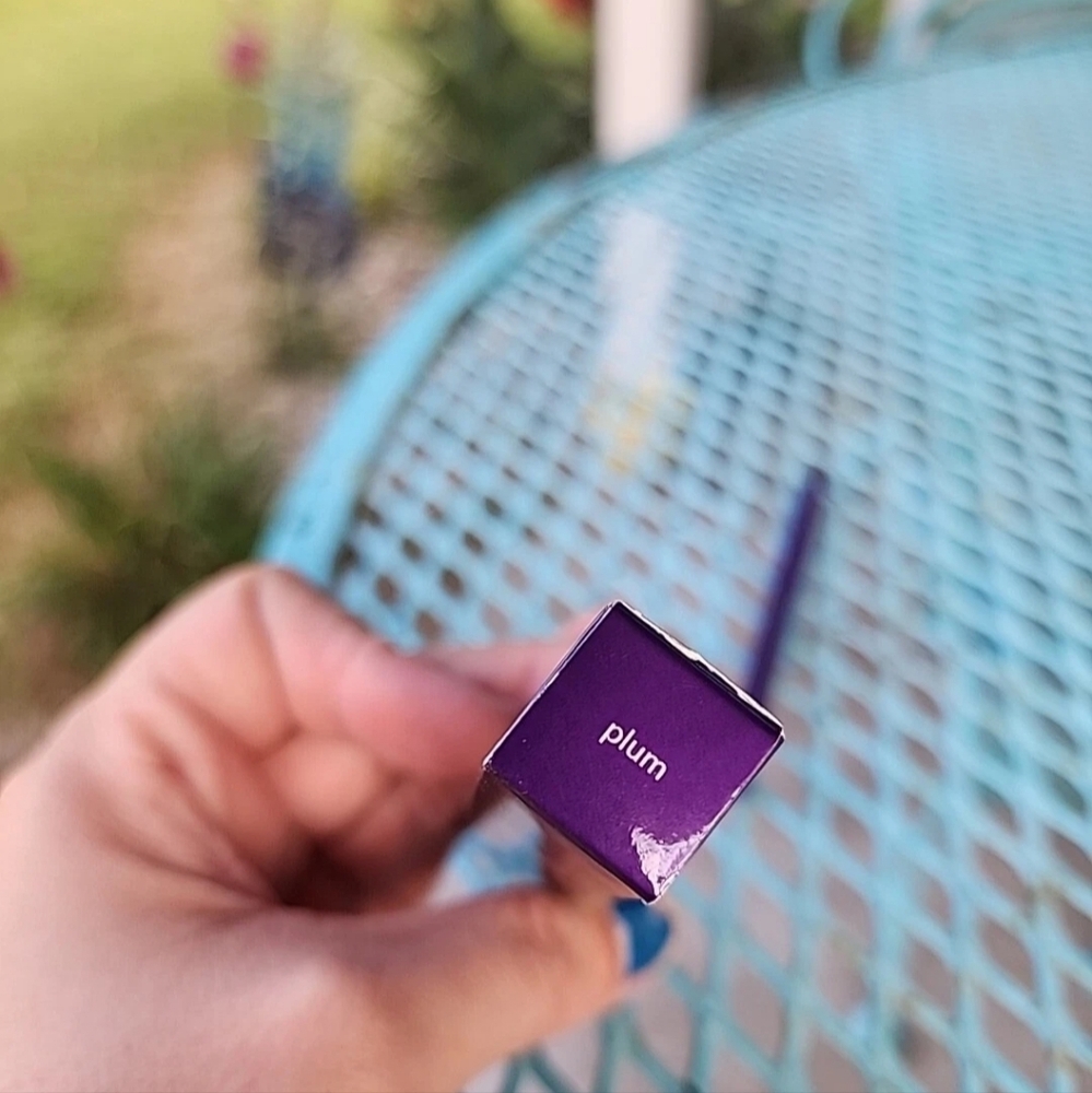 Tarte Emphaseyes Aqua Gel Eyeliner Plum - Picture 6 of 11